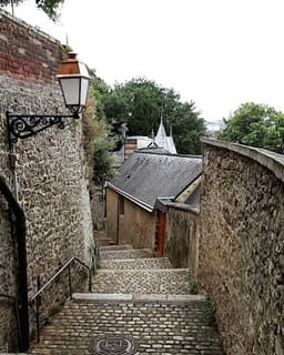 Escalier du Tertre Maigret